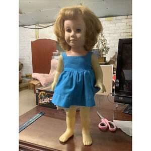 Vintage 1960 Mattel Chatty Cathy With Outfit Sleepy Eye